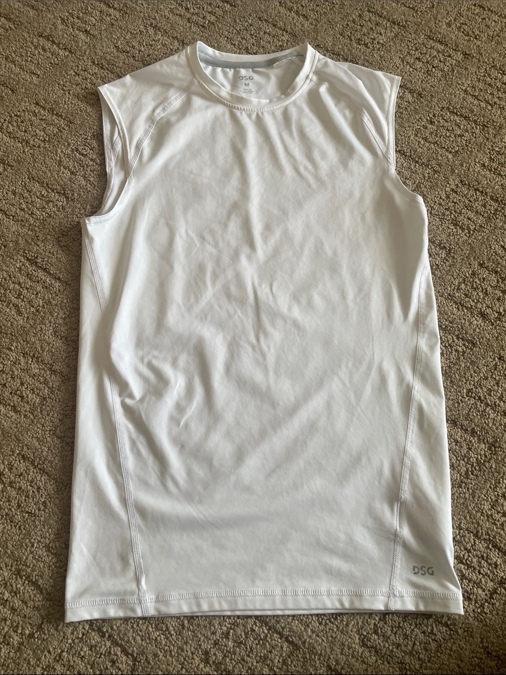 DSG White Athletic Sleeveless Tank Top